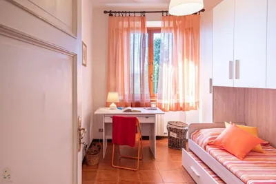 Italian Style House with AC, Walls View & Garden – Photos 4