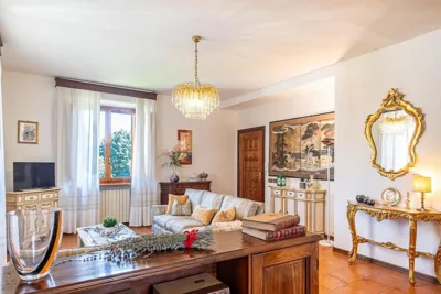 Italian Style House with AC, Walls View & Garden – Photos 5
